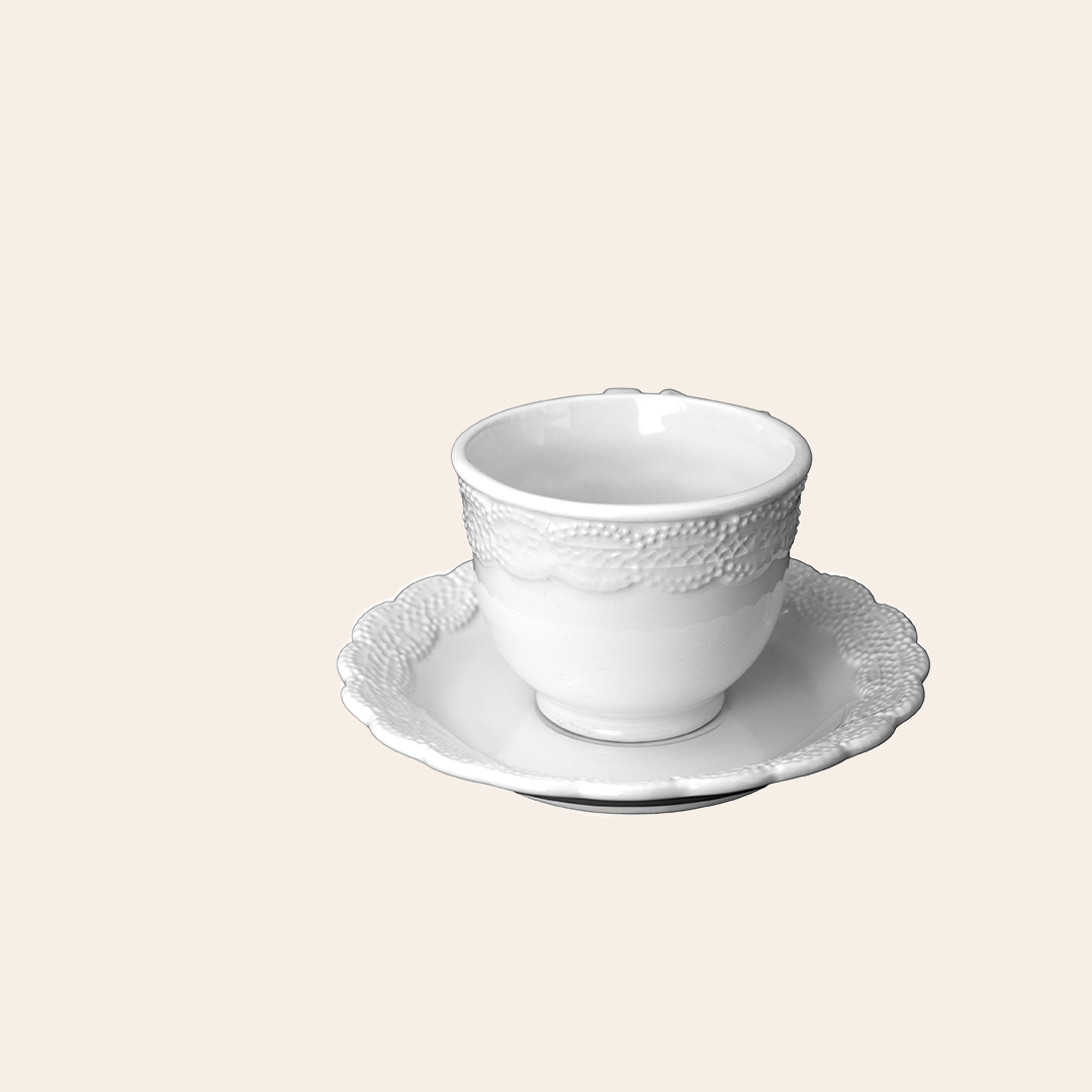 Cup & Saucer Cream Crackle 1