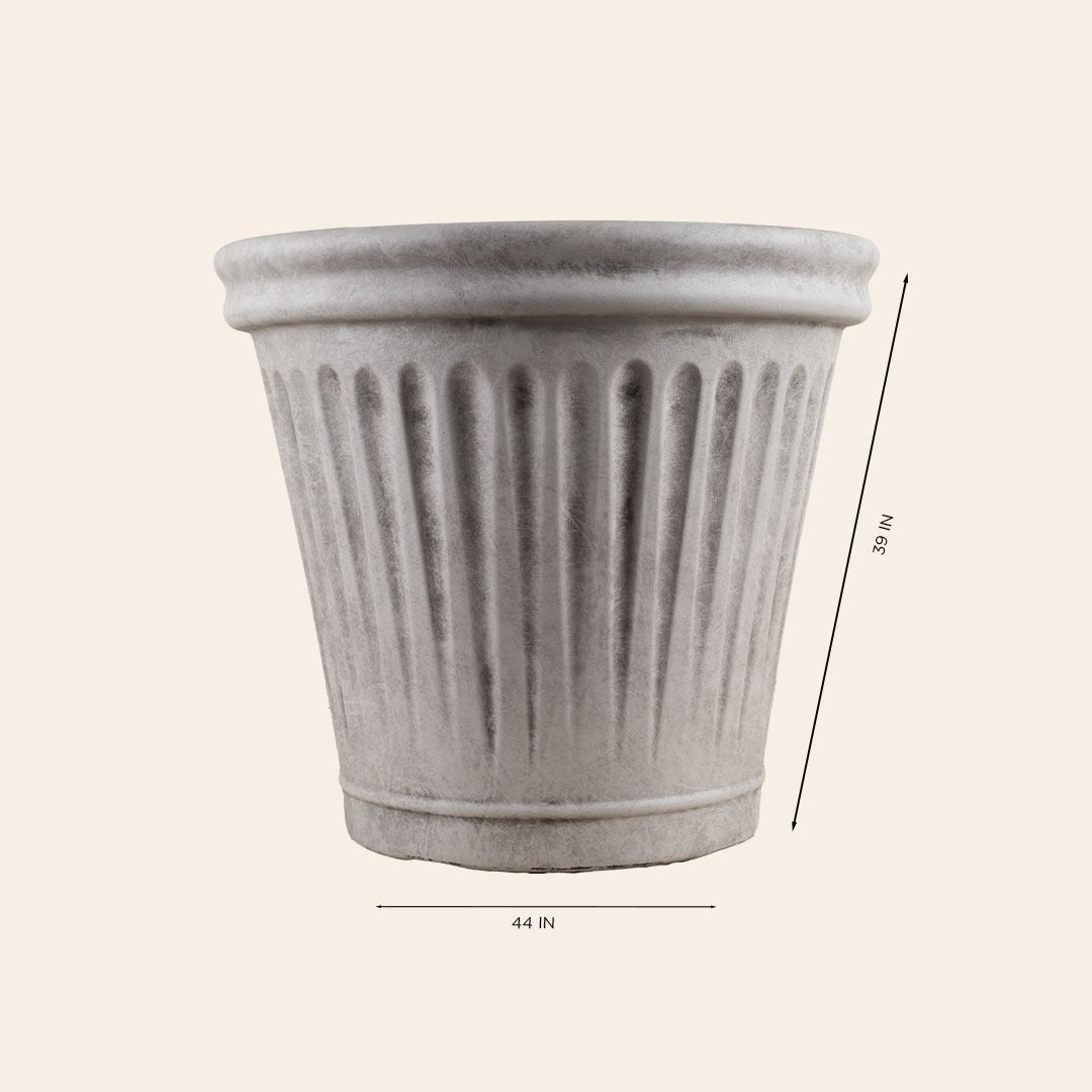 Resin Planter Misty Grey 1