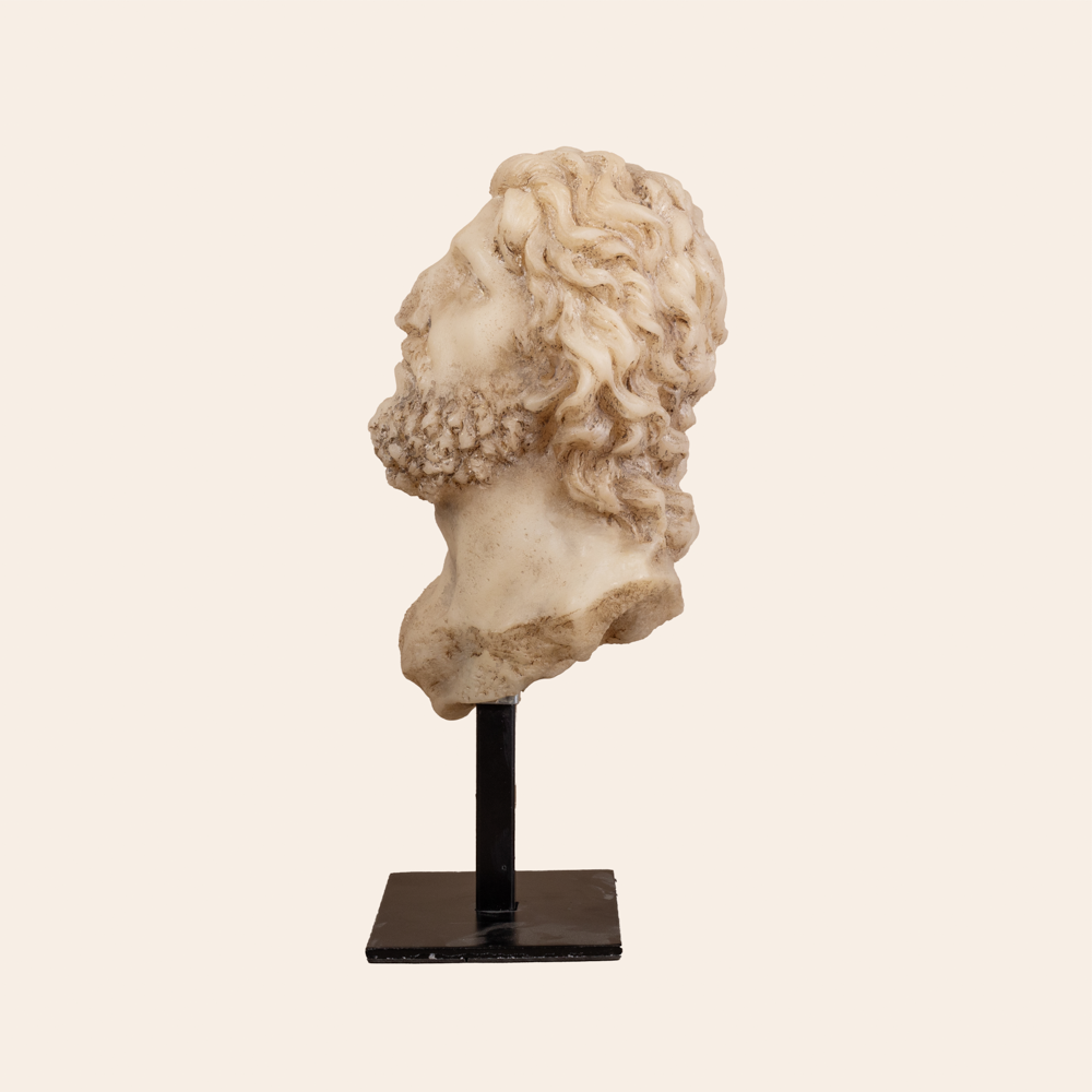 Preacher On Stand-Resin 3